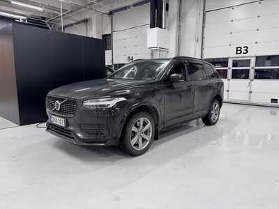 Käytetty 2022 Volvo XC90 R-Design Katumaasturi | 49 900 € (Hieman kallis)