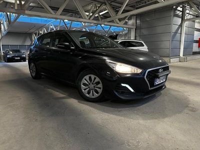 Käytetty 2019 Hyundai i30 Viistoperä | 9 900 € (Perustarjous)
