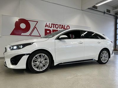 Valkoinen Käytetty 2023 Kia ProCeed GT-Line Viistoperä | 26 890 € (Hieman kallis)