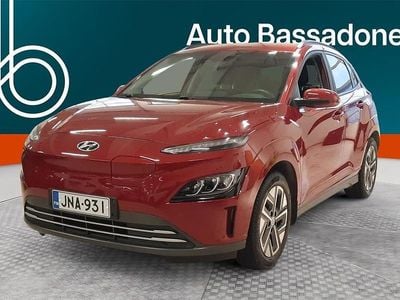 Käytetty 2023 Hyundai Kona Limited Katumaasturi | 19 880 € (Supertarjous)