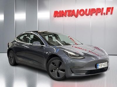 Harmaa Käytetty 2020 Tesla Model 3 Sedan | 23 270 € (Perustarjous)