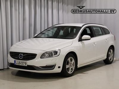 Valkoinen Käytetty 2014 Volvo V60 Business Edition Farmari | 11 400 € (Perustarjous)