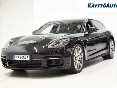 Mus Käytetty 2019 Porsche Panamera 4 Sport Turismo Sedan | 69 900 € (Kallis)