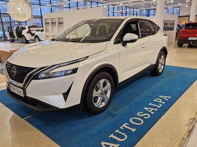 Käytetty Nissan Qashqai N-Connecta 158 HP (116 kW) 2023 Valkoinen Katumaasturi