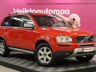 Käytetty Volvo XC90 R-Design 185 HP (136 kW) 2010 Katumaasturi