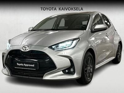 Hopea Käytetty 2024 Toyota Yaris Hybrid Plus Viistoperä | 22 500 € (Hyvä tarjous)