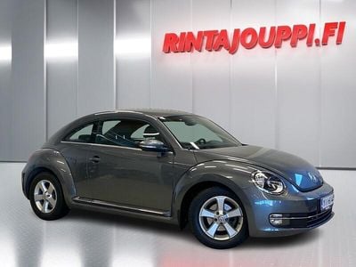 Käytetty VW Beetle Design 105 HP (77 kW) 2013 Viistoperä