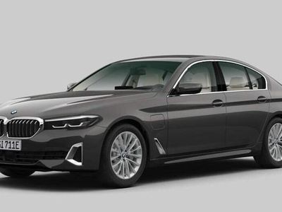 Käytetty 2021 BMW 530e Luxury Line Sedan | 38 900 € (Hieman kallis)