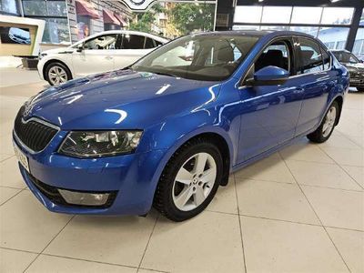 käytetty Skoda Octavia Combi 2,0 TDI 184 4x4 Style DSG Autom.