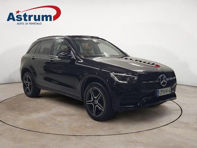 Käytetty Mercedes GLC300e Business 211 HP (155 kW) 2022 Musta Katumaasturi