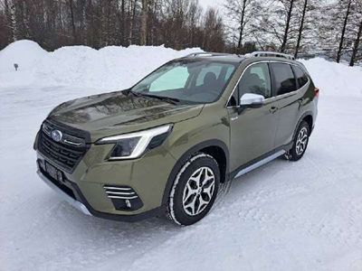 käytetty Subaru Forester 2.0i e-Boxer Active