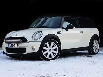 Valkoinen Käytetty 2011 Mini Cooper D Clubman Business Farmari | 9 900 €