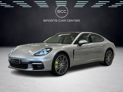 Porsche Panamera 4