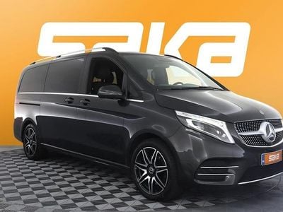 Käytetty 2020 Mercedes V300 AMG Tila-auto | 77 900 €