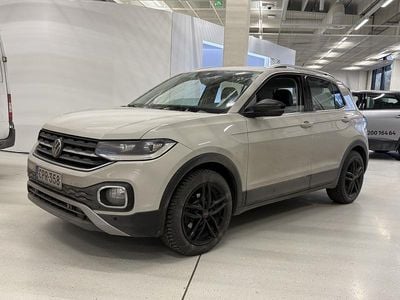 Käytetty 2022 VW T-Cross Sportline Katumaasturi | 26 990 € (Perustarjous)