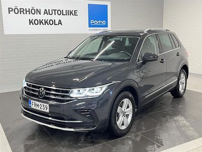 Harmaa Käytetty 2023 VW Tiguan Business Katumaasturi | 36 900 € (Kallis)