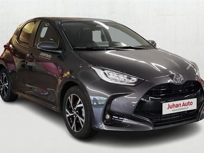 Harmaa Käytetty 2024 Toyota Yaris Hybrid Plus Viistoperä | 24 900 € (Perustarjous)
