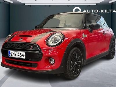 Käytetty Mini Cooper SE 135 kW (184 HP) 2021 Met. punainen Viistoperä