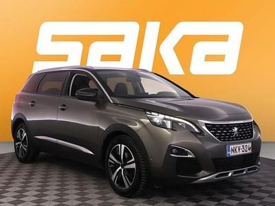 Käytetty Peugeot 5008 Allure 120 HP (88 kW) 2017 Tila-auto