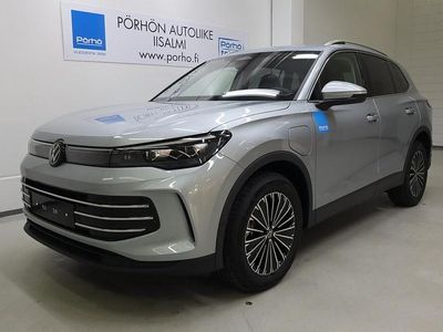 Uusi 2025 VW Tiguan Elegance Katumaasturi | 51 890 € (Hieman kallis)