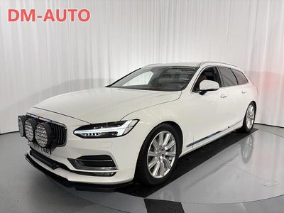 Valkoinen Käytetty 2017 Volvo V90 Inscription Farmari | 15 750 € (Hieman kallis)