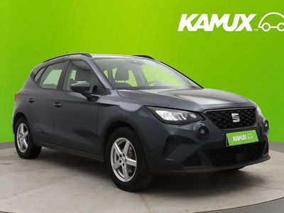Hopea / harmaa Käytetty 2022 Seat Arona Style Katumaasturi | 8 790 €