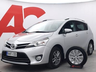 käytetty Toyota Verso 1,8 Valvematic Active Edition 7p - / 1-Omistaja / Koukku / Lohkolämmitin / Kamera /