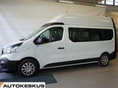 Valkoinen Käytetty 2018 Renault Trafic Tila-auto | 37 900 €