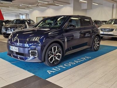 Uusi Renault 5 E-Tech Komfort 110 kW (150 HP) 2025 Viistoperä