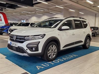 Valkoinen Käytetty 2022 Dacia Jogger Comfort Tila-auto | 16 500 €