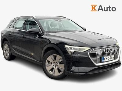 Musta Käytetty 2019 Audi e-tron Comfort Katumaasturi | 30 900 € (Perustarjous)