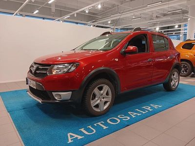 Käytetty 2015 Dacia Sandero Stepway Viistoperä | 4 900 € (Perustarjous)
