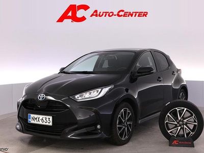Käytetty Toyota Yaris Hybrid Style 116 HP (85 kW) 2022 Viistoperä