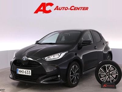 Käytetty Toyota Yaris Hybrid Style 116 HP (85 kW) 2022 Viistoperä