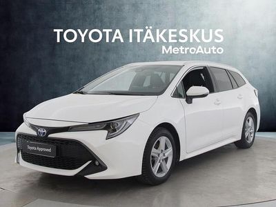 Valkoinen Käytetty 2023 Toyota Corolla Edition Farmari | 26 490 € (Perustarjous)