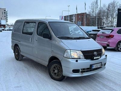 Käytetty Toyota HiAce 117 HP (86 kW) 2007 Hopea Van