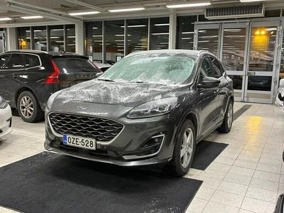 Käytetty 2022 Ford Kuga Vignale Katumaasturi | 31 900 € (Hieman kallis)