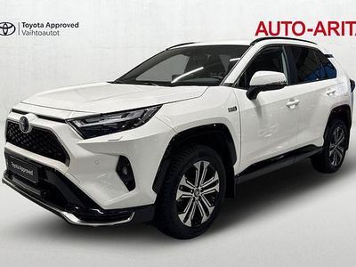 Valkoinen Käytetty 2024 Toyota RAV4 Active Katumaasturi | 50 870 € (Hieman kallis)