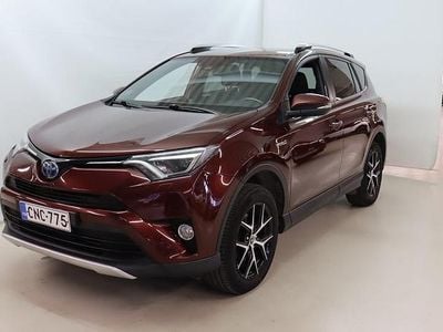 Käytetty 2016 Toyota RAV4 Hybrid Style Katumaasturi | 21 800 € (Hieman kallis)