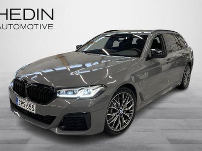Käytetty BMW 530e M Sport 292 HP (214 kW) 2022 Harmaa Farmari