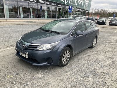 käytetty Toyota Avensis 1,6 Valvematic Life Edition Wagon ** Koukku / Lohko / Suomi-auto **