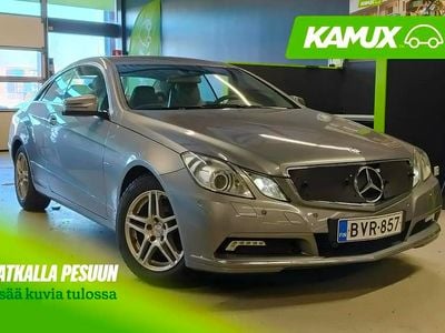 Käytetty Mercedes E250 184 HP (135 kW) 2011 Hopea / harmaa Coupe - kaksiovinen