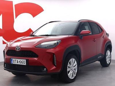 Punainen Käytetty 2024 Toyota Yaris Cross Plus Katumaasturi | 30 990 € (Perustarjous)
