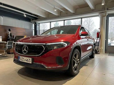 Punainen Käytetty 2023 Mercedes EQA300 Business Katumaasturi | 35 790 € (Kallis)