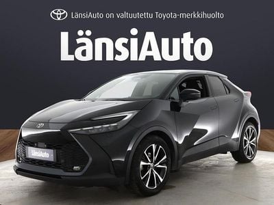 Käytetty Toyota C-HR Style 140 HP (102 kW) 2024 Musta Katumaasturi