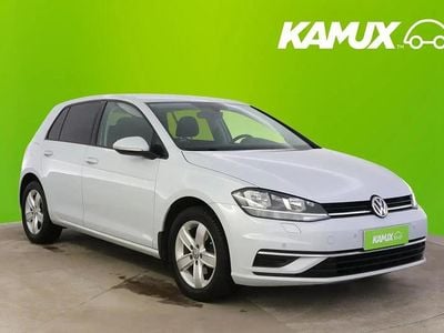 Käytetty VW Golf VII Comfortline 116 HP (85 kW) 2019 Valkoinen Sedan
