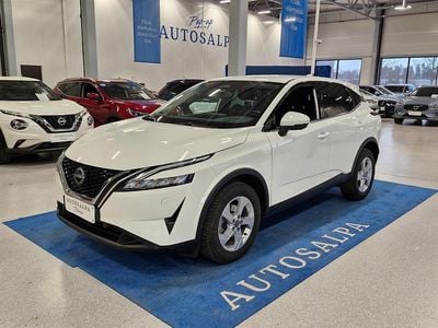 Käytetty Nissan Qashqai N-Connecta 158 HP (116 kW) 2024 Valkoinen Katumaasturi