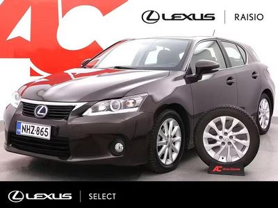 Ruskea Käytetty 2012 Lexus CT200h Viistoperä | 14 990 € (Perustarjous)