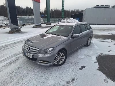 Käytetty 2014 Mercedes C180 Business Farmari | 19 900 € (Hieman kallis)