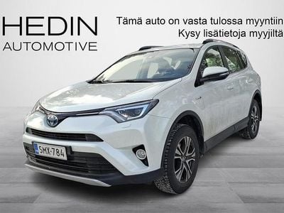 Käytetty Toyota RAV4 Hybrid Edition 155 HP (114 kW) 2018 Valkoinen Katumaasturi